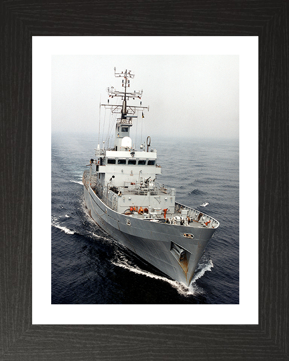 HMS Leeds Castle (P258) Photo Print - At sea 2002 - Royal Navy Castle Class Patrol Vessel (Copy) Hampshire Prints 10 x 8 Black Frame Yes