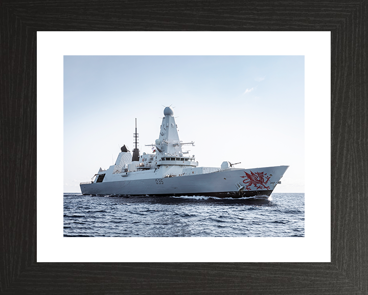 HMS Dragon (D35) Royal Navy Type 45 Destroyer Low Starboard View Photo Print Wall Art Decor Posters, Prints, & Visual Artwork Hampshire Prints 10 x 8 Black Frame Yes