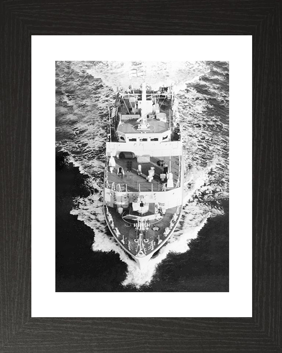 HMS Cromer (M103) Royal Navy Sandown Class Minehunter Bow view Photo Print Wall Art Decor Posters, Prints, & Visual Artwork Hampshire Prints 10 x 8 Black Frame Yes