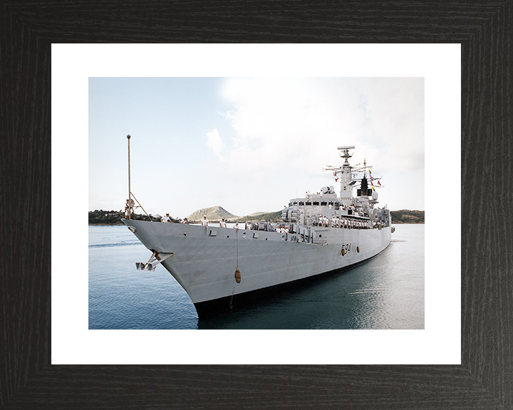HMS Brave (F94) Royal Navy Type 22 Frigate Entering Harbour Photo Print Wall Art Decor Posters, Prints, & Visual Artwork Hampshire Prints 10 x 8 Black Frame Yes