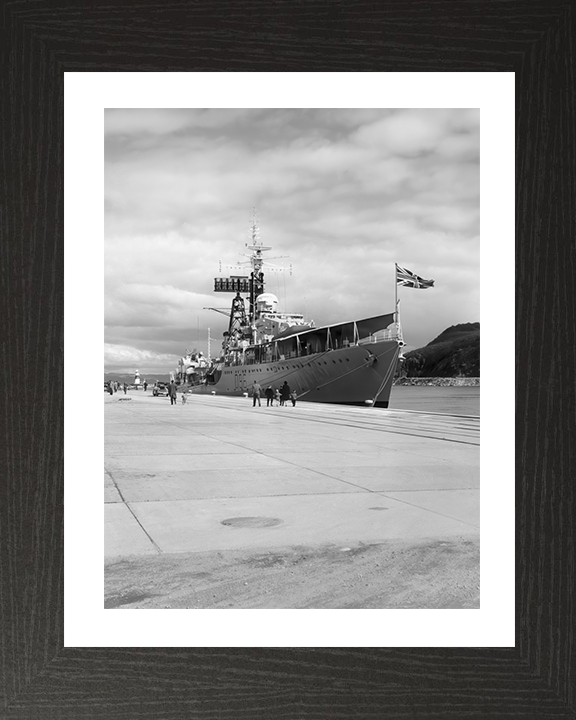 HMS Crossbow (D96) Photo Print - Trondheim 1961 - Royal Navy Weapon Class Destroyer Hampshire Prints 10 x 8 Black Frame Yes