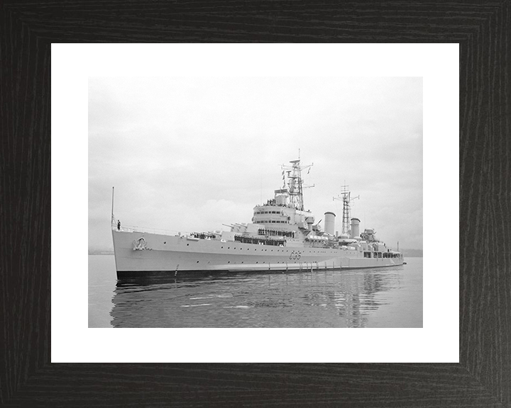 HMS Belfast (C35) Royal Navy Town Class Light Cruiser Leaving Harbour Photo Print Wall Art Decor Posters, Prints, & Visual Artwork Hampshire Prints 10 x 8 Black Frame Yes