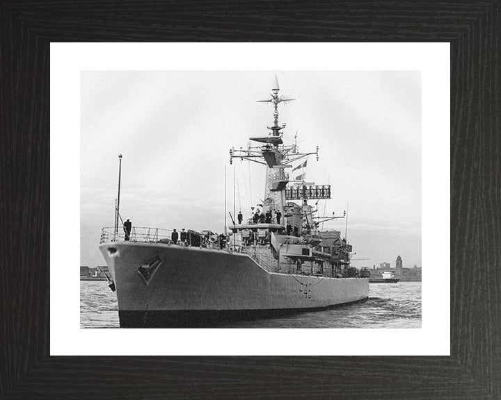 HMS Minerva F45 | Photo Print | Framed Print | Leander Class | Frigate | Royal Navy Hampshire Prints