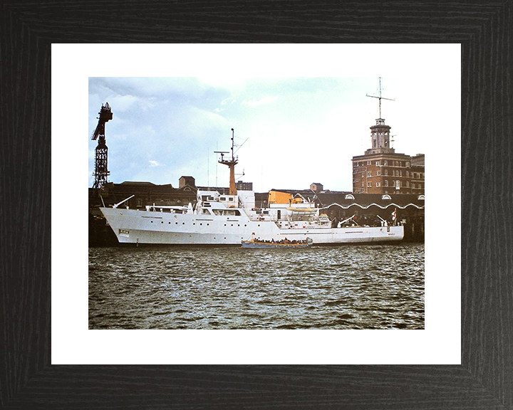 HMS Beagle (A319) Royal Navy Bulldog Class Survey Vessel Portsmouth 1982 Photo Print Wall Art Decor Posters, Prints, & Visual Artwork Hampshire Prints 10 x 8 Black Frame Yes