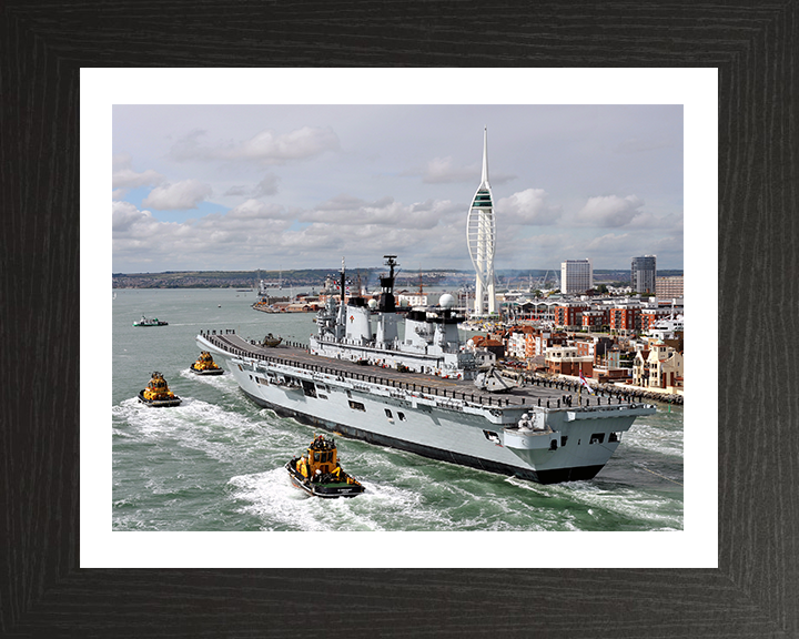 HMS Illustrious R06 | Photo Print | Framed Print | Invincible Class | Aircraft Carrier | Royal Navy Hampshire Prints