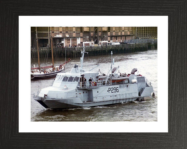 HMS Speedy (P296) Photo Print - Underway - Royal Navy Jetfoil Mine Warfare Vessel Hampshire Prints 10 x 8 Black Frame Yes