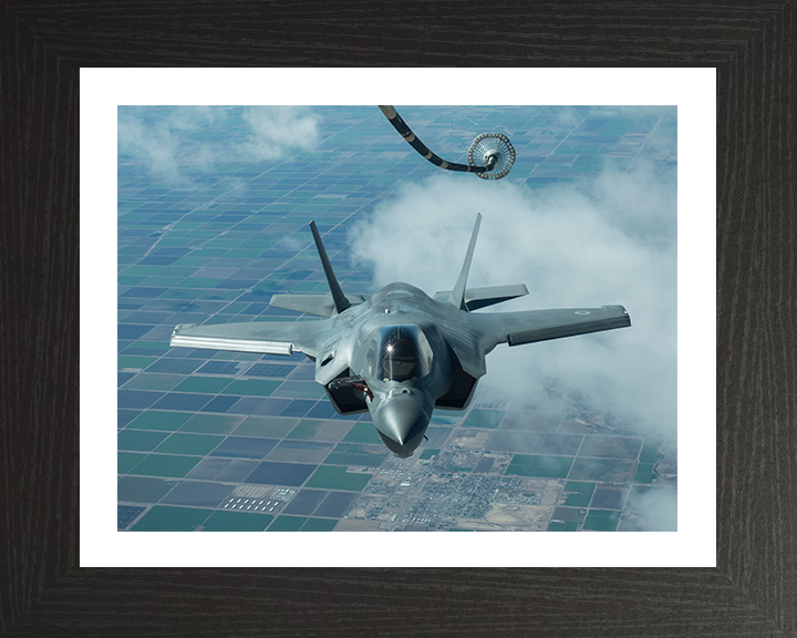 RAF F35B Lightening approaching to refuel Photo Print - Royal Air Force Aircraft Hampshire Prints 10 x 8 Black Frame Yes