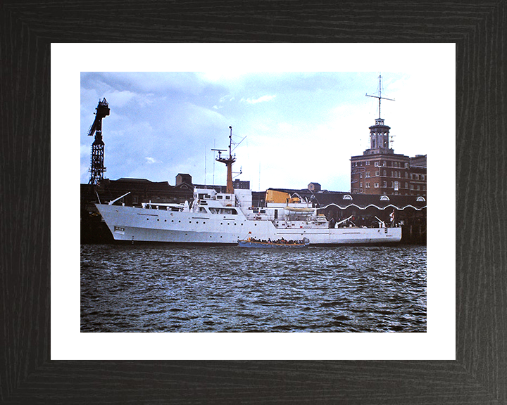 HMS Beagle (A319) Photo Print - Portsmouth 1982 - Royal Navy Bulldog Class Survey Vessel Hampshire Prints 10 x 8 Black Frame Yes
