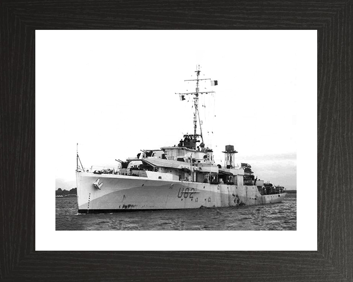 HMS Magpie (U82) Photo Print - at sea - Royal Navy Black Swan Class Sloop Posters, Prints, & Visual Artwork Hampshire Prints 10 x 8 Black Frame Yes