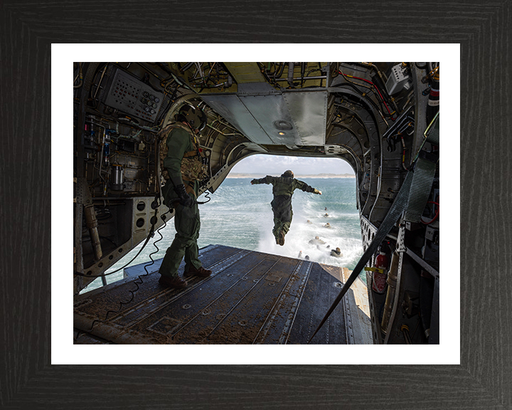 Royal Marine Commando helocasting from a Chinook Photo Print - 40 Commando Hampshire Prints 10 x 8 Black Frame Yes