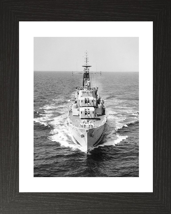 HMS Diamond (D35) Royal Navy Daring Class Destroyer At Sea 1961 Photo Print Wall Art Decor Posters, Prints, & Visual Artwork Hampshire Prints 10 x 8 Black Frame Yes