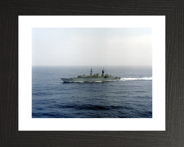 HMS Beaver (F93) Royal Navy Type 22 Frigate At Sea 1988 Photo Print Wall Art Decor Posters, Prints, & Visual Artwork Hampshire Prints 10 x 8 Black Frame Yes