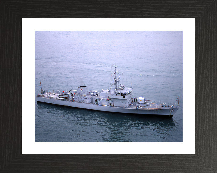 HMS Swallow P242 Royal Navy Peacock Class Patrol Vessel Photo Print or Framed Print - Hampshire Prints