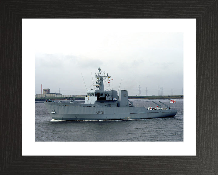 HMS Orwell M2011 | Photo Print | Framed Print | River Class | Minesweeper | Royal Navy Hampshire Prints