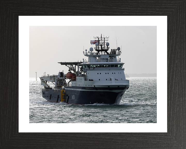 HMS Stirling Castle (M01) Photo Print - Enters Portsmouth 2025 - Royal Navy Mine Countermeasures Support Vessel