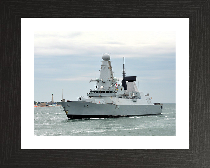 HMS Daring (D32) Photo Print - Homecoming 2012 - Royal Navy Type 45 Destroyer Posters, Prints, & Visual Artwork Hampshire Prints 10 x 8 Black Frame Yes