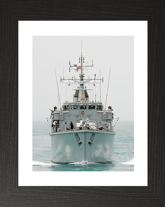 HMS Atherstone (M38) Royal Navy Hunt Class Mine Warfare Vessel At Sea 2009 Warship Photo Print Wall Art Decor Posters, Prints, & Visual Artwork Hampshire Prints 10 x 8 Black Frame Yes