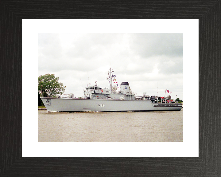 HMS Bicester (M36) Royal Navy Hunt Class Mine Warfare Vessel Port View Photo Print Wall Art Decor Posters, Prints, & Visual Artwork Hampshire Prints 10 x 8 Black Frame Yes