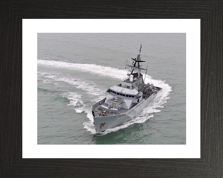 HMS Tyne P281 | Photo Print | Framed Print | River Class | Patrol Vessel | Royal Navy Hampshire Prints