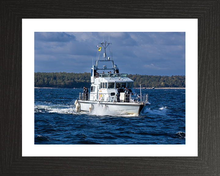 HMS Dasher (P280) Photo Print - Underway 2025 - Royal Navy Archer Class P2000 Patrol Vessel Hampshire Prints 10 x 8 Black Frame Yes