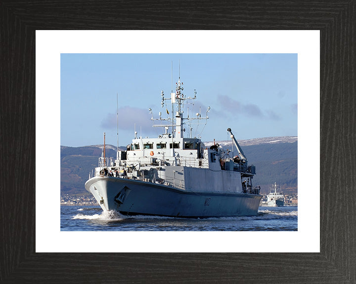 HMS Ramsey M110 | Photo Print | Framed Print | Sandown Class | Minehunter | Royal Navy Hampshire Prints