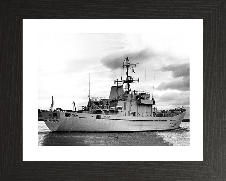 HMS Orkney P299 Royal Navy Island class patrol vessel Photo Print or Framed Print - Hampshire Prints