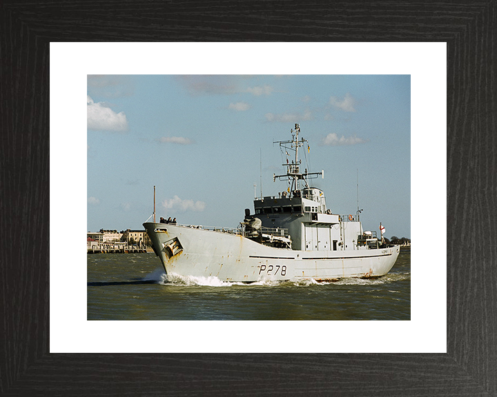 HMS Alderney (P278) Royal Navy Island Class Patrol Vessel Entering Portsmouth Harbour Photo Print Wall Art Decor Posters, Prints, & Visual Artwork Hampshire Prints 10 x 8 Black Frame Yes