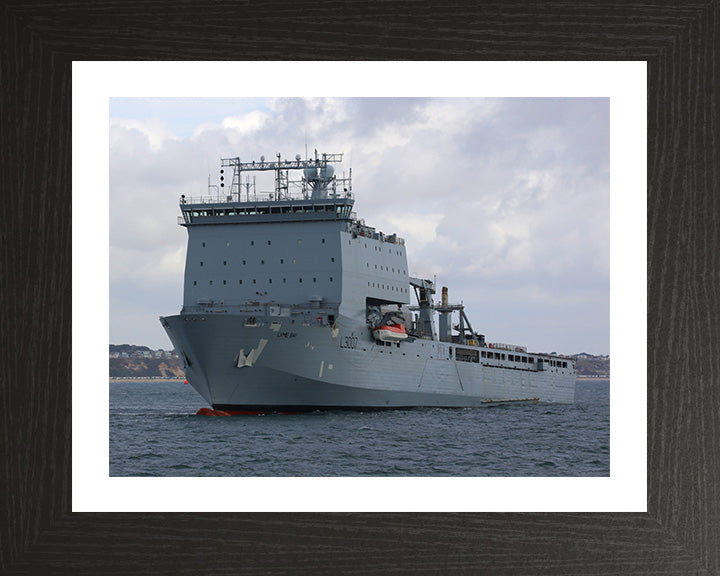 RFA Lyme Bay L3007 | Photo Print | Framed Print | Bay Class | Auxiliary Dock | Royal Fleet Auxiliary Hampshire Prints