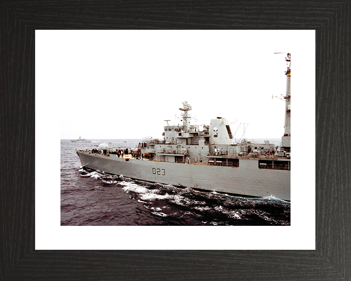 HMS Bristol (D23) Royal Navy Type 82 Destroyer before a RAS Photo Print Wall Art Decor Posters, Prints, & Visual Artwork Hampshire Prints 10 x 8 Black Frame Yes