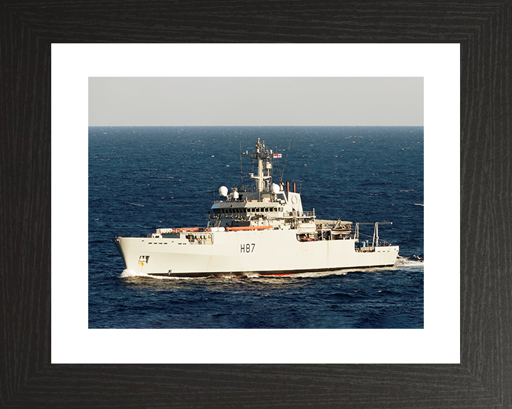 HMS Echo (H87) Royal Navy Echo Class Survey Vessel Port Side Photo Print Wall Art Decor Posters, Prints, & Visual Artwork Hampshire Prints 10 x 8 Black Frame Yes