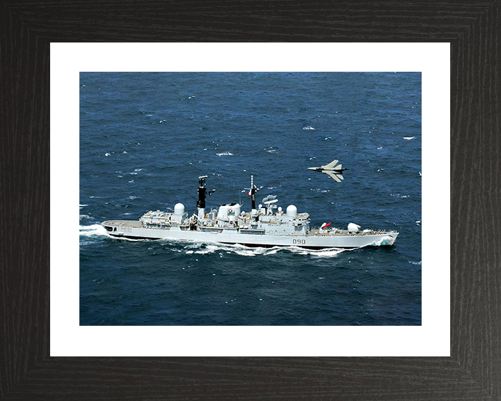 HMS Southampton (D90) Photo Print - Starboard View - Royal Navy Type 42 Destroyer Posters, Prints, & Visual Artwork Hampshire Prints 10 x 8 Black Frame Yes