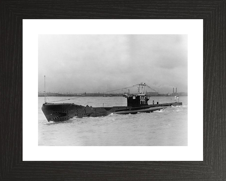 HMS Astute (P447) Photo Print - Port Side - Royal Navy Amphion Class Submarine Hampshire Prints 10 x 8 Black Frame Yes
