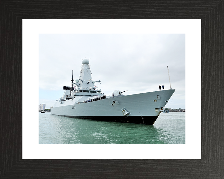 HMS Dauntless (D33) Royal Navy Type 45 Destroyer Entering Harbour Photo Print Wall Art Decor Posters, Prints, & Visual Artwork Hampshire Prints 10 x 8 Black Frame Yes