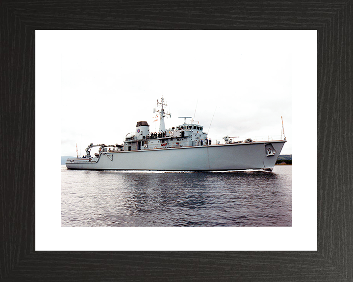 HMS Brecon (M29) Royal Navy Hunt Class Mine Warfare Vessel Low Starboard View Photo Print Wall Art Decor Posters, Prints, & Visual Artwork Hampshire Prints 10 x 8 Black Frame Yes