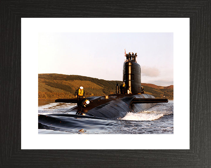 HMS Resolution S22 Royal Navy Resolution class Submarine Photo Print or Framed Print - Hampshire Prints