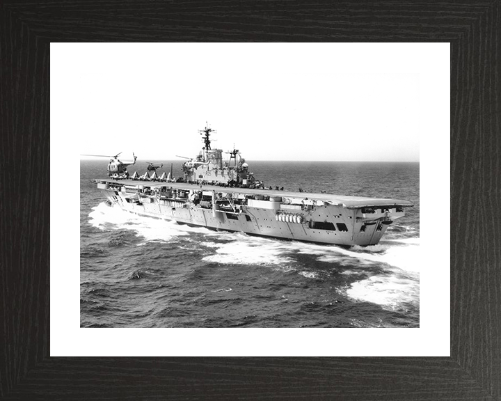 HMS Eagle (R05) Photo Print - Underway 1950s - Royal Navy Audacious Class Aircraft Carrier Hampshire Prints 10 x 8 Black Frame Yes