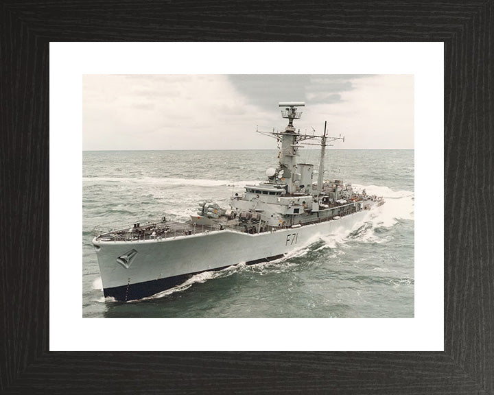 HMS Scylla F71 | Photo Print | Framed Print | Leander Class | Frigate | Royal Navy Hampshire Prints
