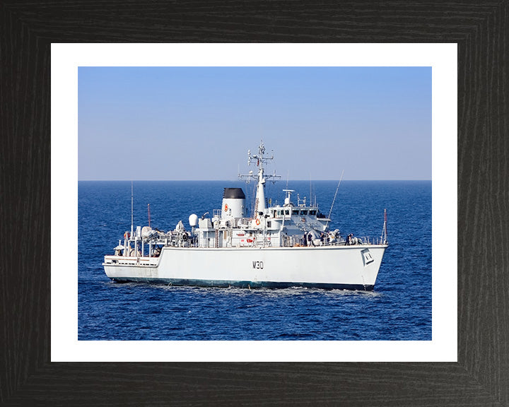 HMS Ledbury M30 | Photo Print | Framed Print | Hunt Class | Minesweeper | Royal Navy Hampshire Prints