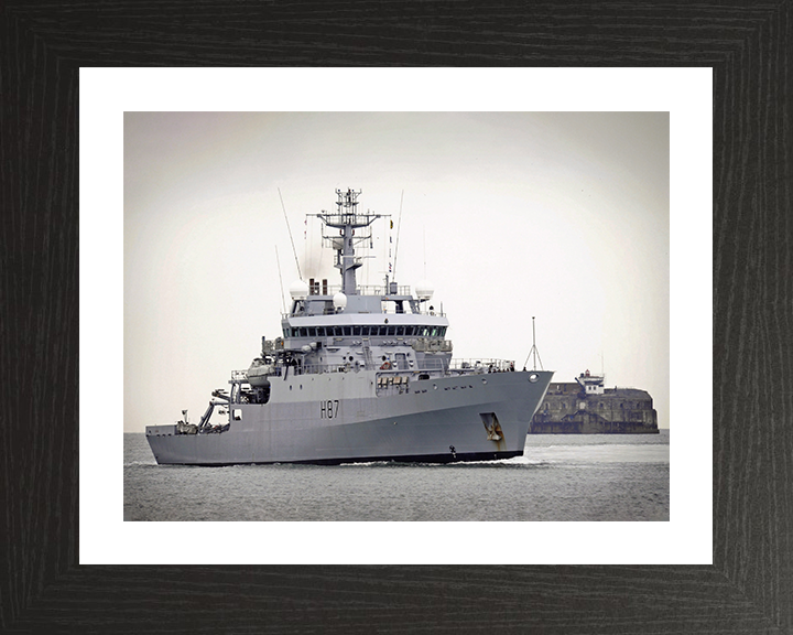 HMS Echo (H87) Photo Print - Spitbank 2006 - Royal Navy Echo Class Survey Vessel Hampshire Prints 10 x 8 Black Frame Yes