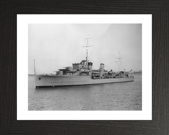 HMS Kempenfelt (R03) Photo Print - At Sea 1943 - Royal Navy W Class Destroyer Hampshire Prints 10 x 8 Black Frame Yes