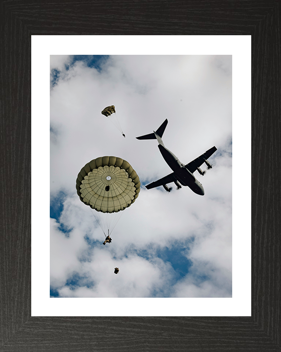 Parachute Regiment Soldiers Parachuting Photo Print - British Army Hampshire Prints 10 x 8 Black Frame Yes