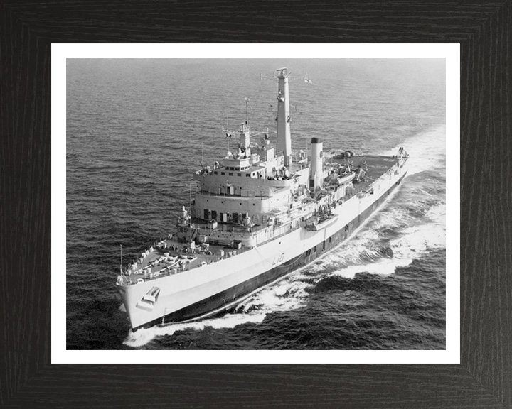 HMS Fearless L10 | Photo Print | Framed Print | Fearless Class | Amphibious ship | Royal Navy Hampshire Prints