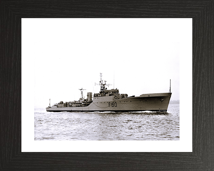 HMS Duncan (F80) Photo Print - Starboard View - Royal Navy Blackwood Class Frigate Posters, Prints, & Visual Artwork Hampshire Prints 10 x 8 Black Frame Yes