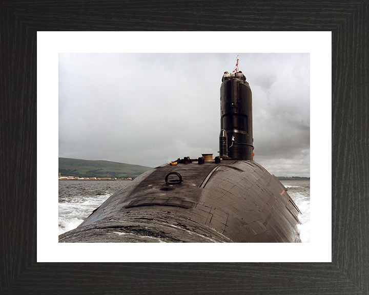 HMS Trenchant (S91) Photo Print - Clyde 1993 - Royal Navy Trafalgar Class Submarine Hampshire Prints 10 x 8 Black Frame Yes
