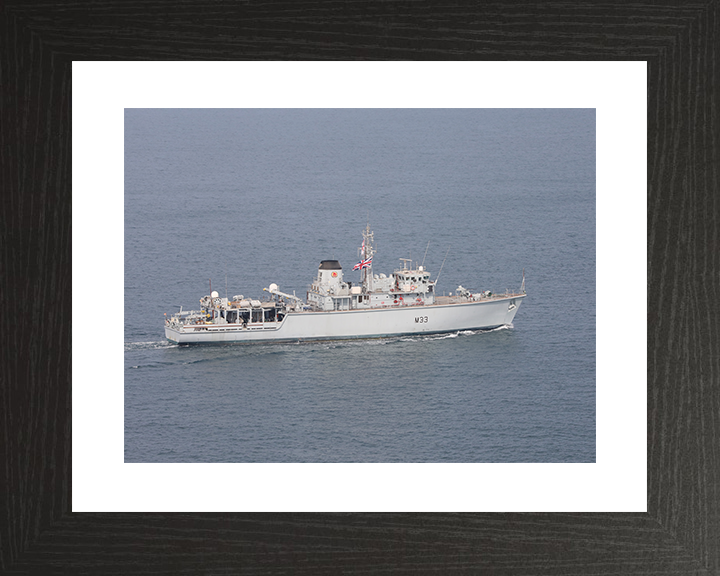 HMS Brocklesby (M33) Royal Navy Hunt Class Mine Warfare Vessel At Sea 2020 Photo Print Wall Art Naval Decor Posters, Prints, & Visual Artwork Hampshire Prints 10 x 8 Black Frame Yes