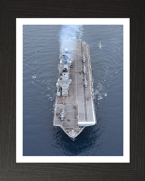 HMS Illustrious R06 | Photo Print | Framed Print | Invincible Class | Aircraft Carrier | Royal Navy Hampshire Prints