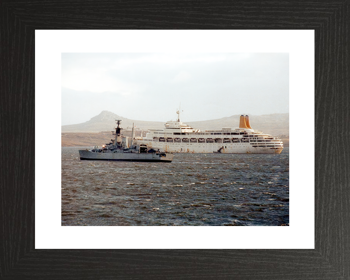 HMS Andromeda (F57) Royal Navy Leander Class Frigate Falklands 1982 Photo Print Wall Art Decor Posters, Prints, & Visual Artwork Hampshire Prints 10 x 8 Black Frame Yes