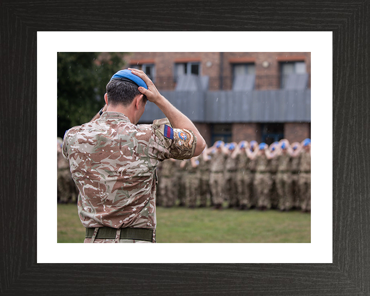 Coldstream Guards Don UN Berets 2025 Photo Print - British Army Hampshire Prints 10 x 8 Black Frame Yes