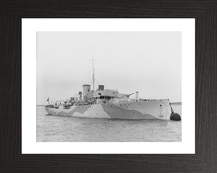 HMS Bergamot (K189) Photo Print - At A Buoy 1942 - Royal Navy Flower Class Corvette Hampshire Prints 10 x 8 Black Frame Yes