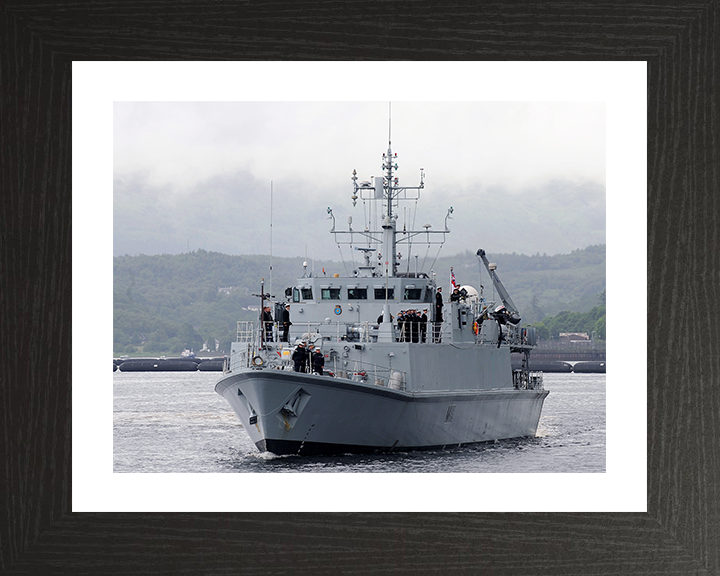 HMS Blyth (M111) Photo Print - Deploys 2012 - Royal Navy Sandown Class Minehunter Posters, Prints, & Visual Artwork Hampshire Prints 10 x 8 Black Frame Yes